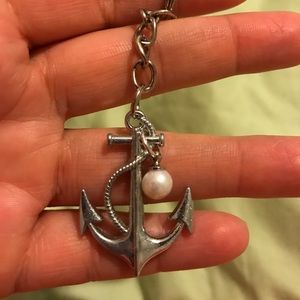 Vantel Pearls Anchor the Soul keychain