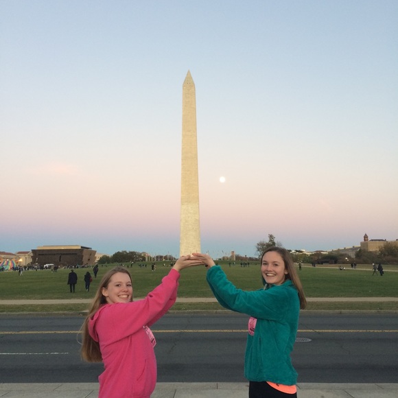 Meet your Posher, Kendra - Picture 1 of 1