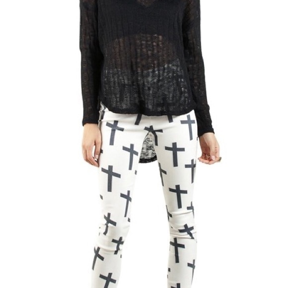 Hot Topic Pants - High Waisted Cross Leggings