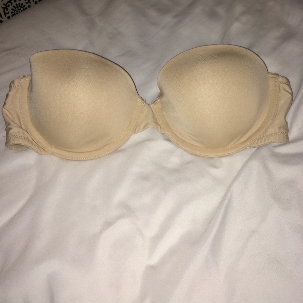 Strapless bra