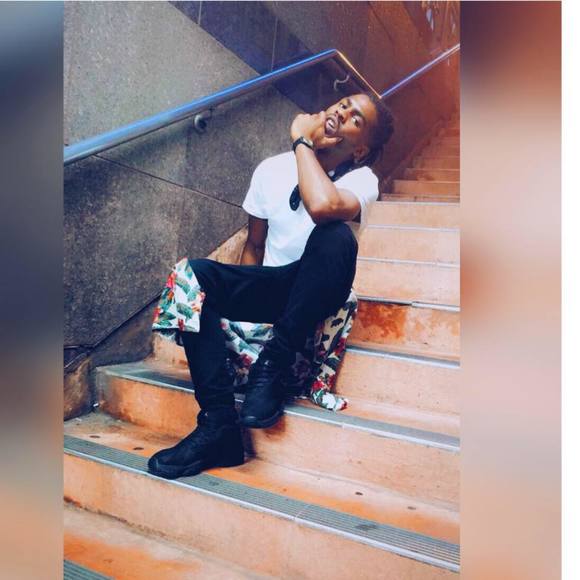 Meet your Posher, Josh - Picture 1 of 1