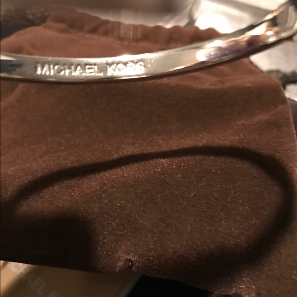 Michael Kors bracelet - Picture 2 of 3