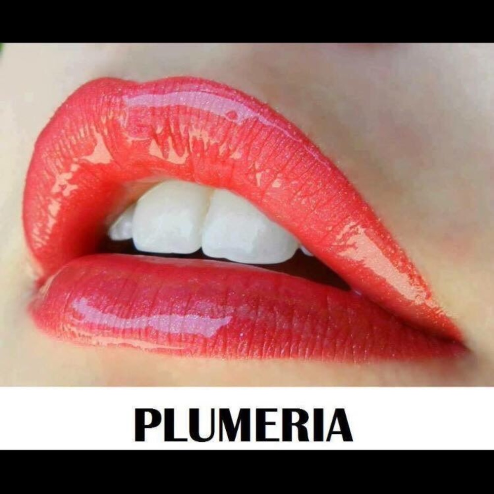 BNWT LipSense Plumeria Lip Color