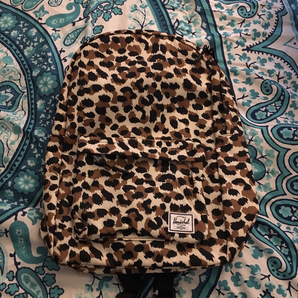 **SOLD** NWT Leopard Print Herschel Backpack