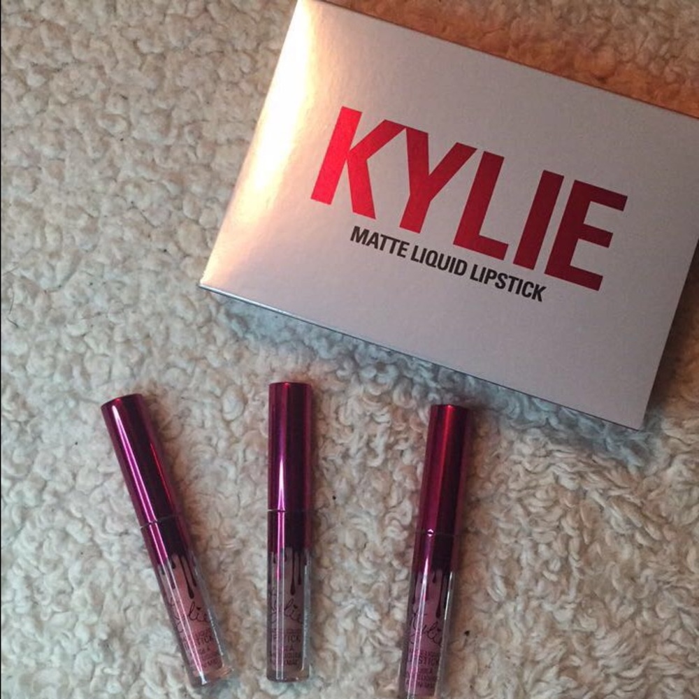 Kylie Cosmetics Valentines Minis ❗️SOLD❗️