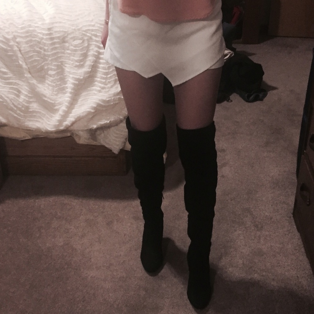 Asymmetrical mini skort