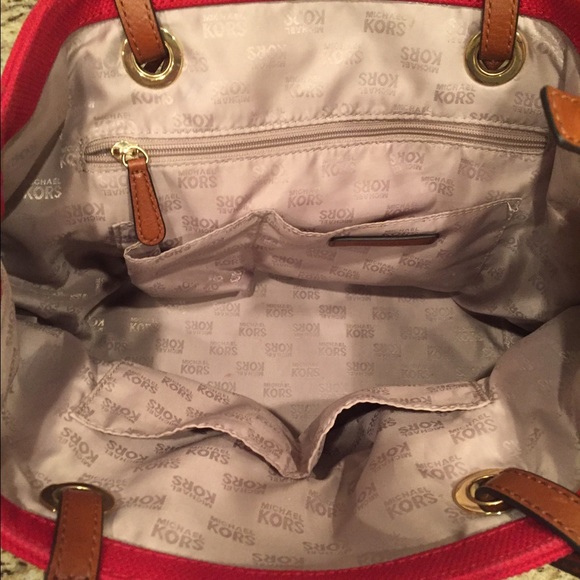 Michael Kors purse - Picture 2 of 3