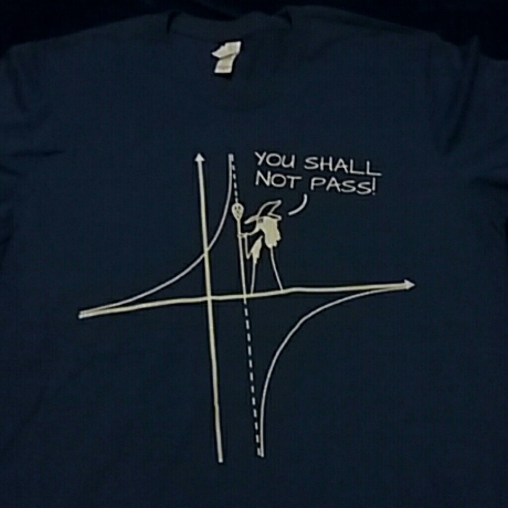 Funny LOTR T-shirt.