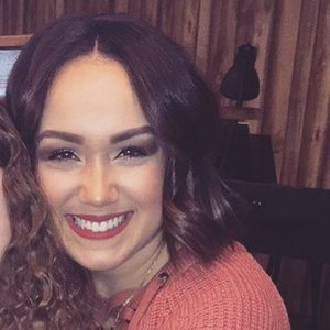 Meet your Posher, Desiree