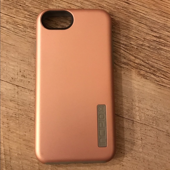 incipio Accessories - 🎉Incipio IPhone 7 Case