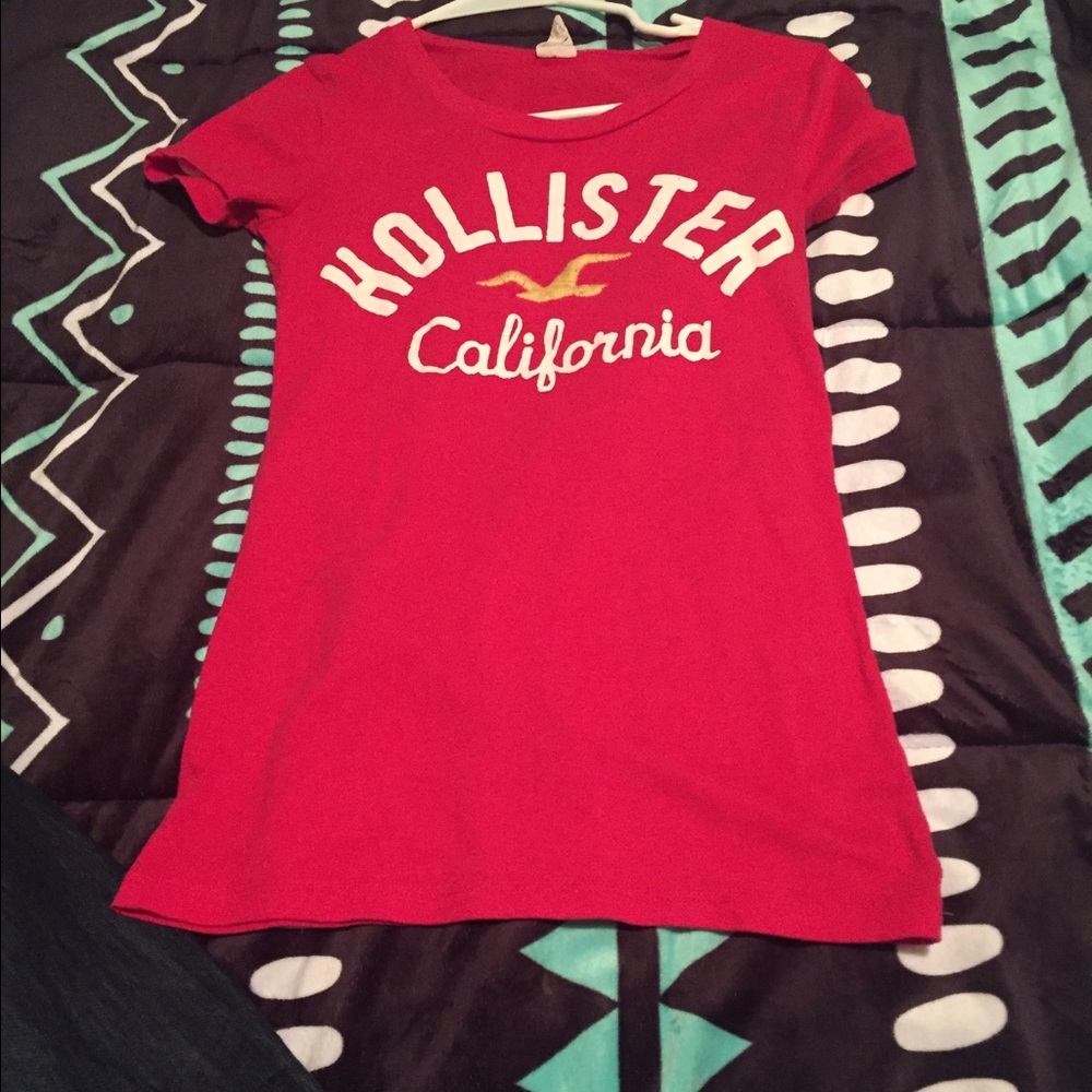 Hollister shirt