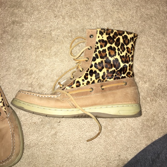 Cheetah Sperry Boots - Picture 2 of 3