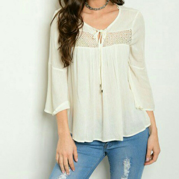 🔥Sale $10🔥Trendy Ivory Top - Picture 3 of 4