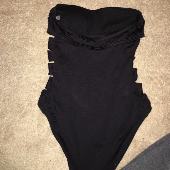 SIZE SMALL, Black slit One Piece Bathing Suit - Picture 2 of 3