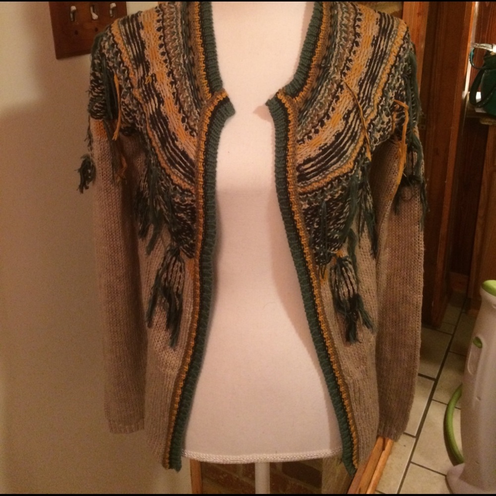 Gimmicks sweater