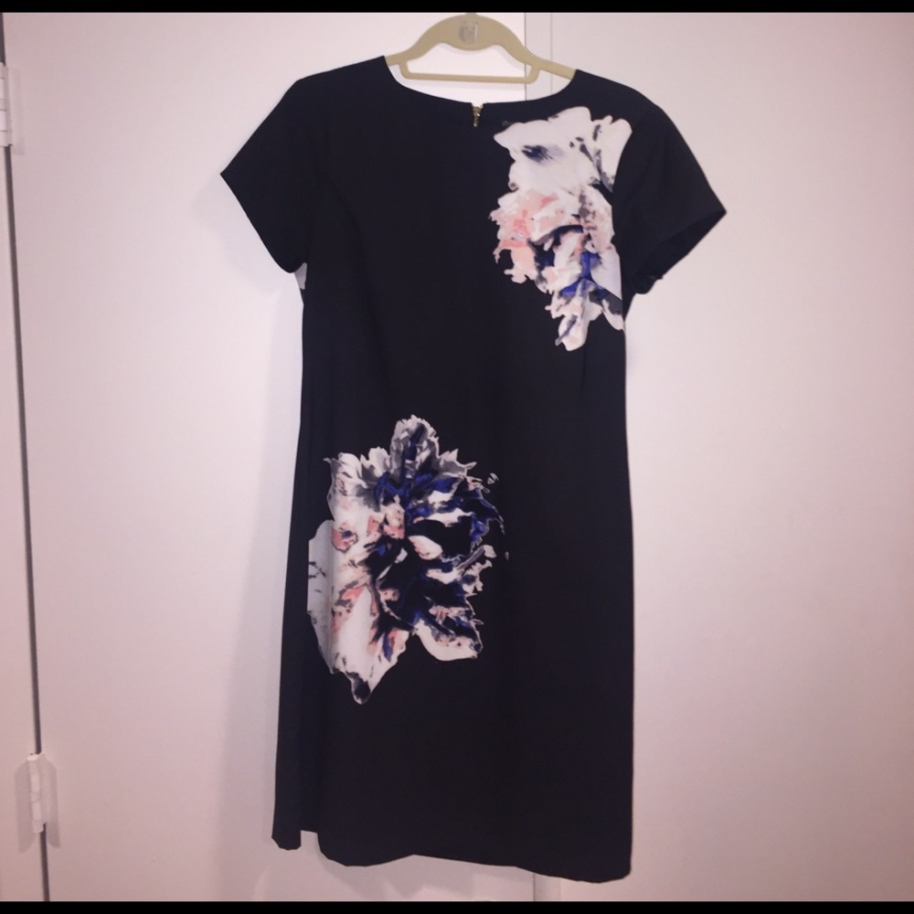 Vince Camuto Floral Dress-Size 4