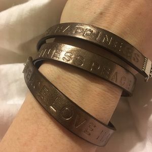 Leather fashion bracelet