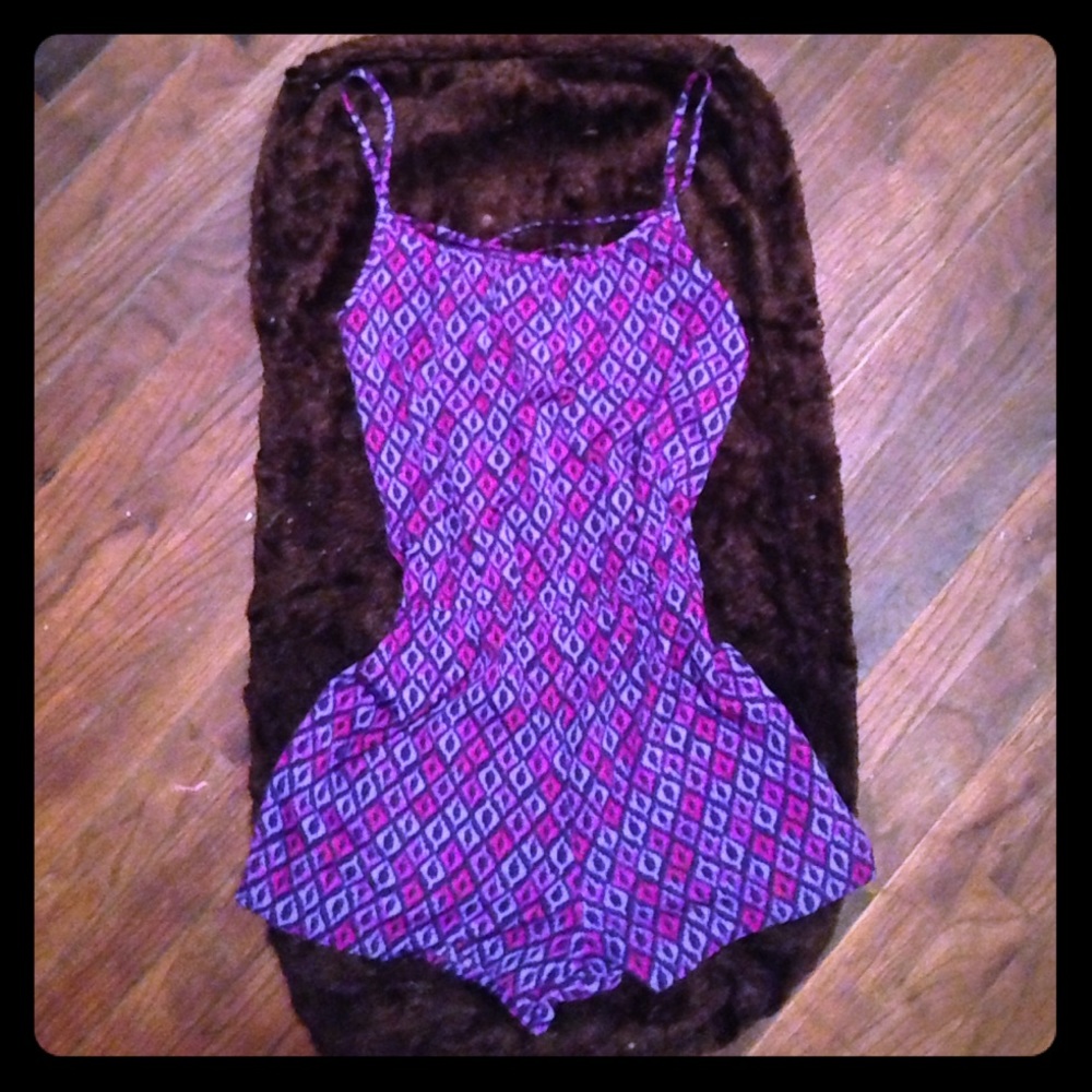 Strappy Back Purple & Pink Silky Romper 💜💜