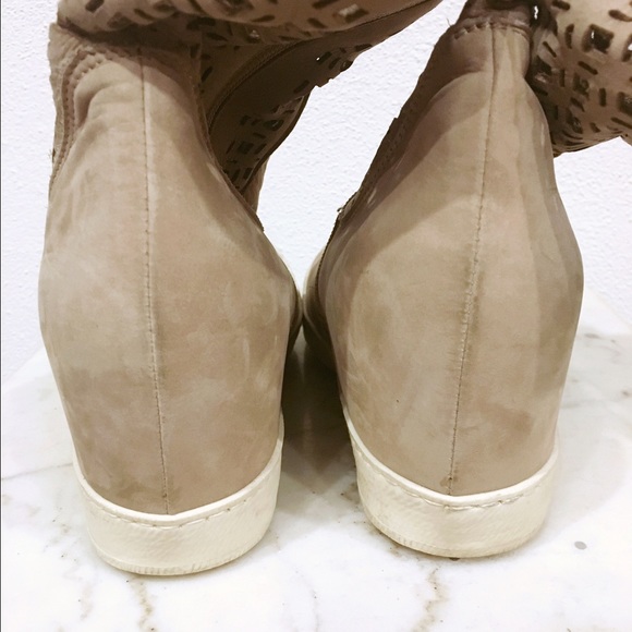 Victor Lelli hidden wedge boots - Picture 3 of 4