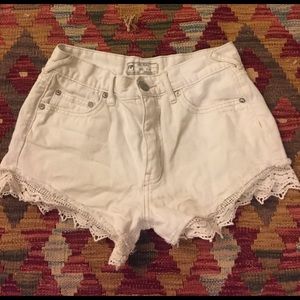 FREE PEOPLE high waisted crochet detailed shorts