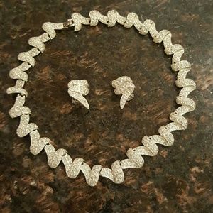 Silver diamond cut necklace & clip on earrings set