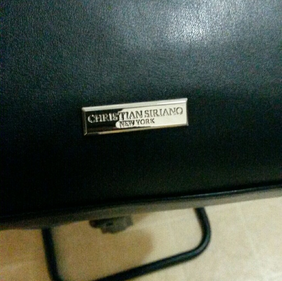 SOLD.......Christian Siriano Classy Black Satchel - Picture 6 of 7