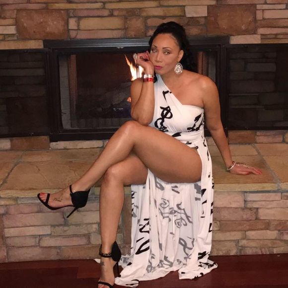 Meet your Posher, Netifinet - Picture 1 of 1