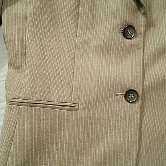 SOLD - Picture 3 of 6