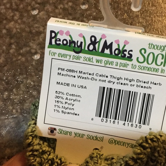 ❌SOLD❌Peony and Moss Cable Knit Thigh - Picture 7 of 8