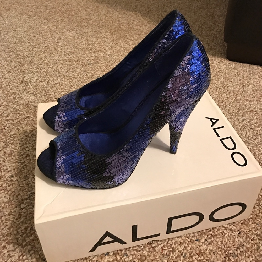 Aldo Blue sequin high heel shoes