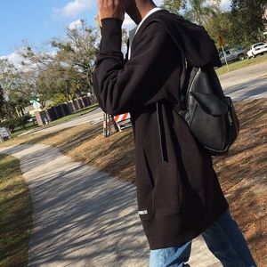 Meet your Posher, Carlo