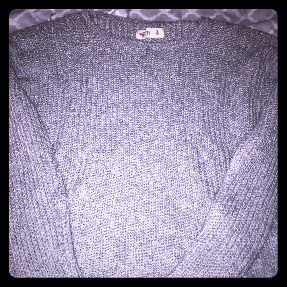 Holister sweater