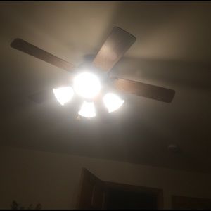 Meet your Posher, Claude