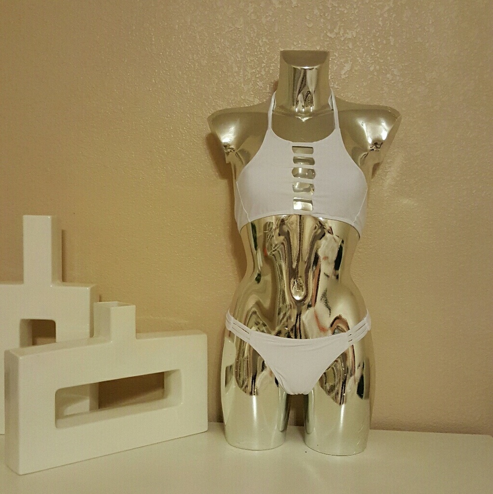 White High Neck Strapped Bikini Set - Picture 4 of 5