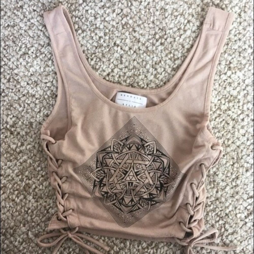 Cute Kendall and Kylie tribal crop top!