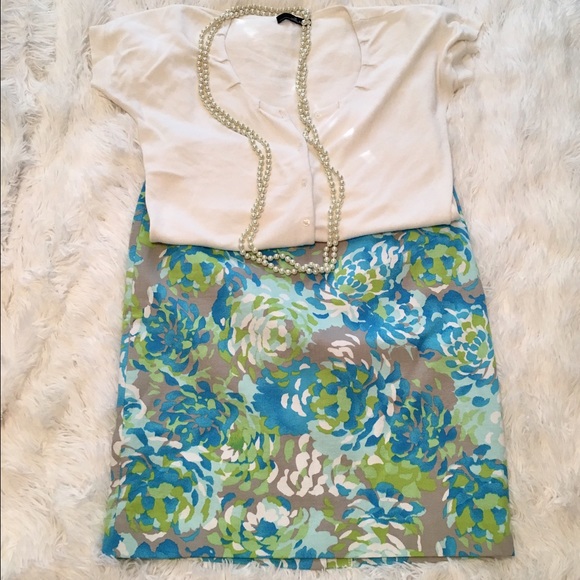 Floral skirt - Picture 2 of 6