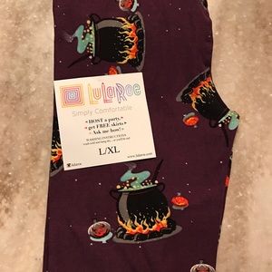 Lularoe purple cauldron kids L/XL leggings