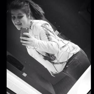 Meet your Posher, Brittany