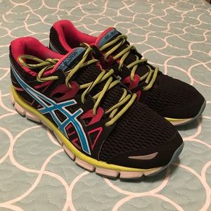 Asics size 9 sneaker