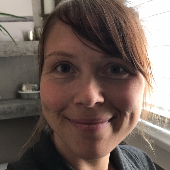 Meet your Posher, Alysse - Picture 2 of 2