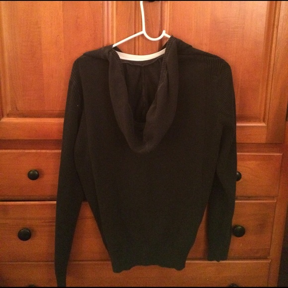Black hooded sweater with mock white t-shirt. - Picture 3 of 3