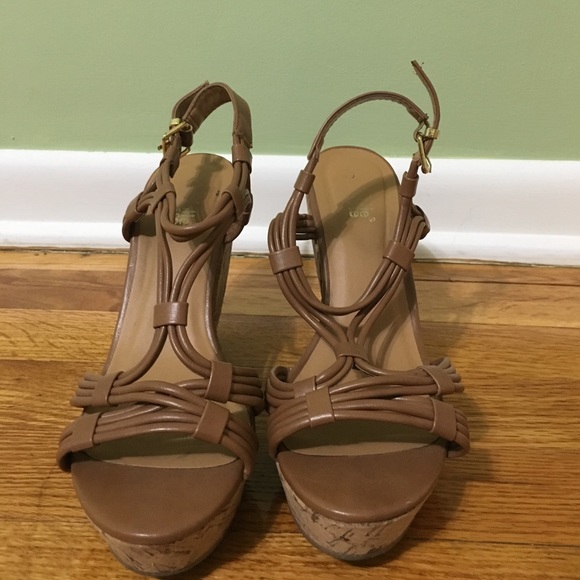 Strappy wedges - Picture 2 of 3