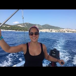 Meet your Posher, Kara