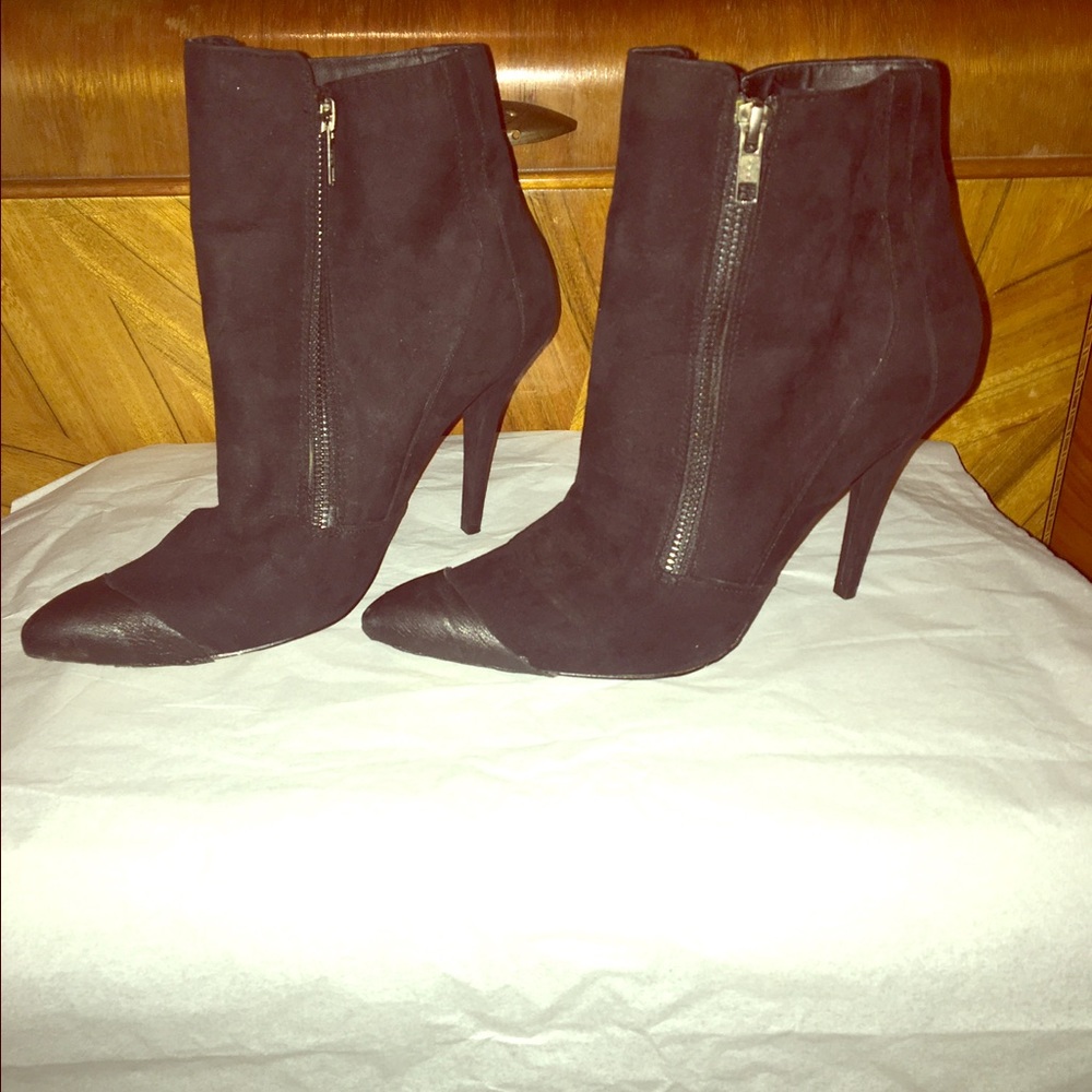 Mia daphne heeled boot size 8.5