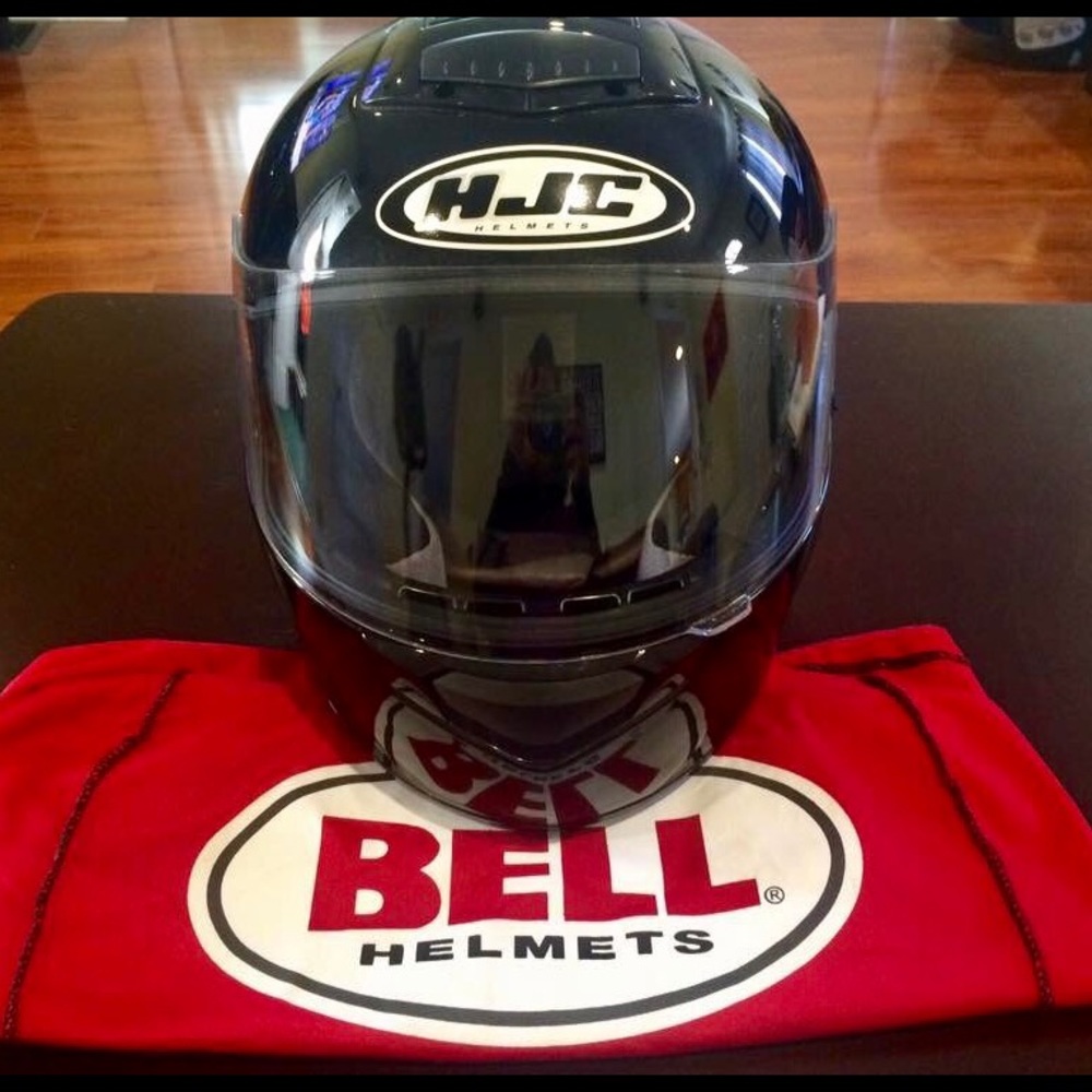 HJC Medium Motorcycle Helmet