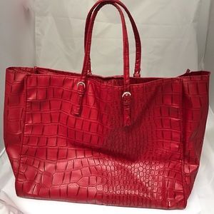 15" x 11" Striking Red Tote. Made by Braciano EUC