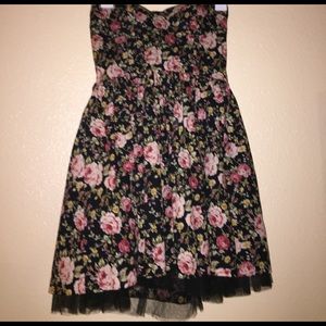 Strapless Floral Poofy Dress