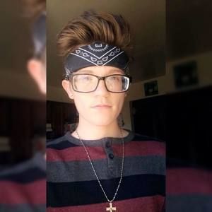 Meet your Posher, Aaron