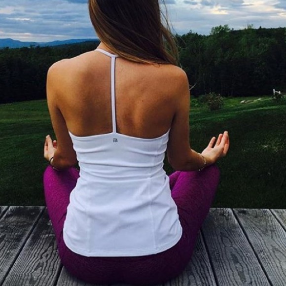 Montiel Activewear T back cami - Picture 6 of 6