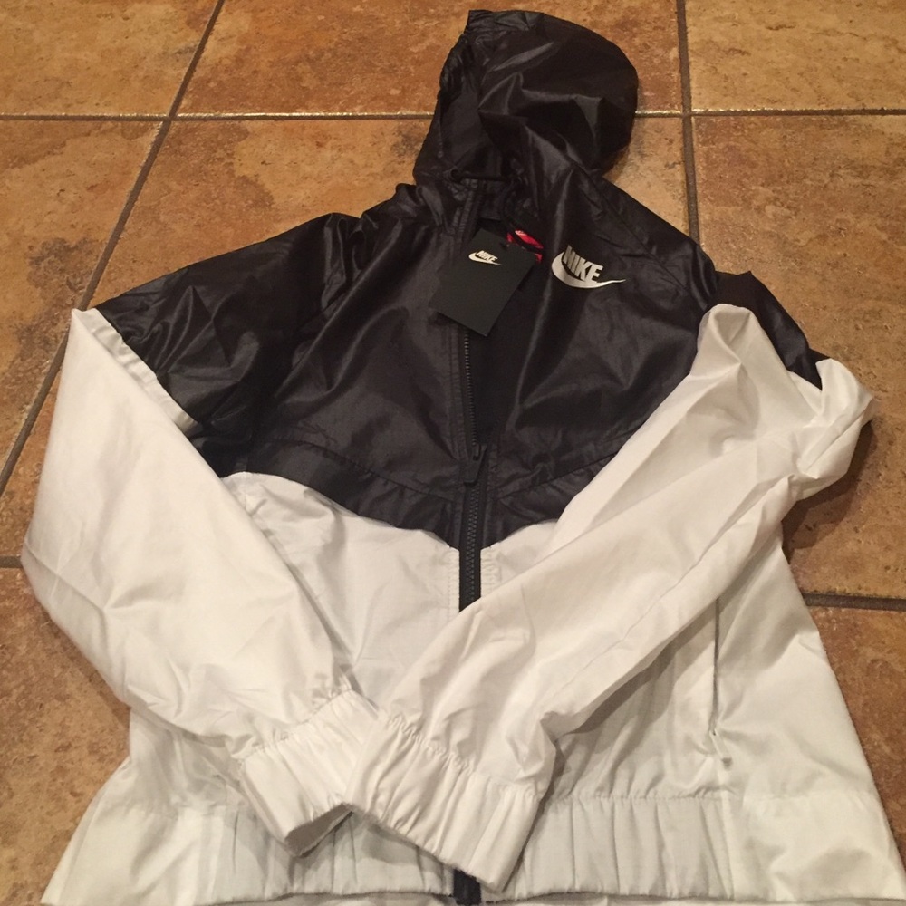 Nike Wind Breaker